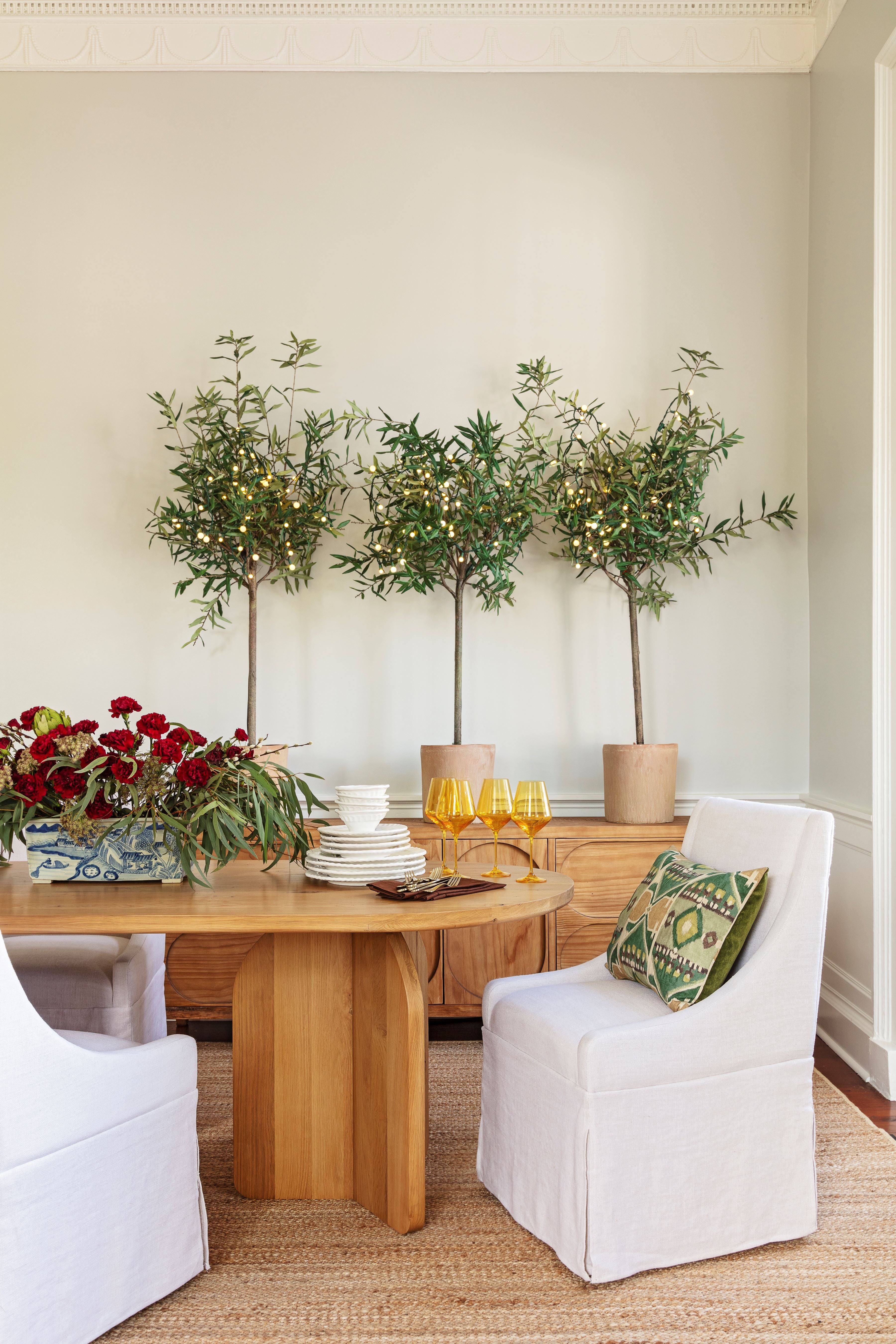 Seasonal Rug Swaps: Refresh Your Space with the Changing Seasons